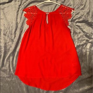 Express - Blouse with lace shoulder detail - Red - Sz: S